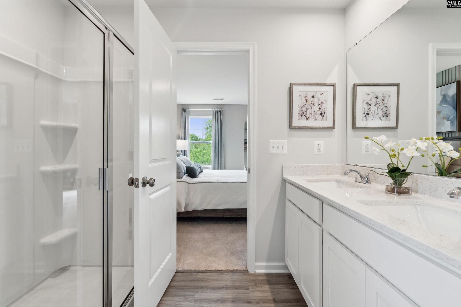 160 Kingfield Drive Photo 34