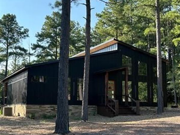 69 Citronella Trail, Broken Bow, OK 74728