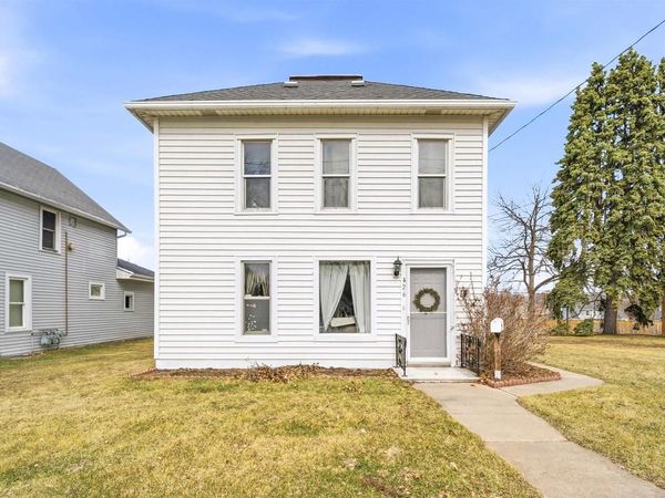 426 W 10TH STREET, Kaukauna, WI 54130