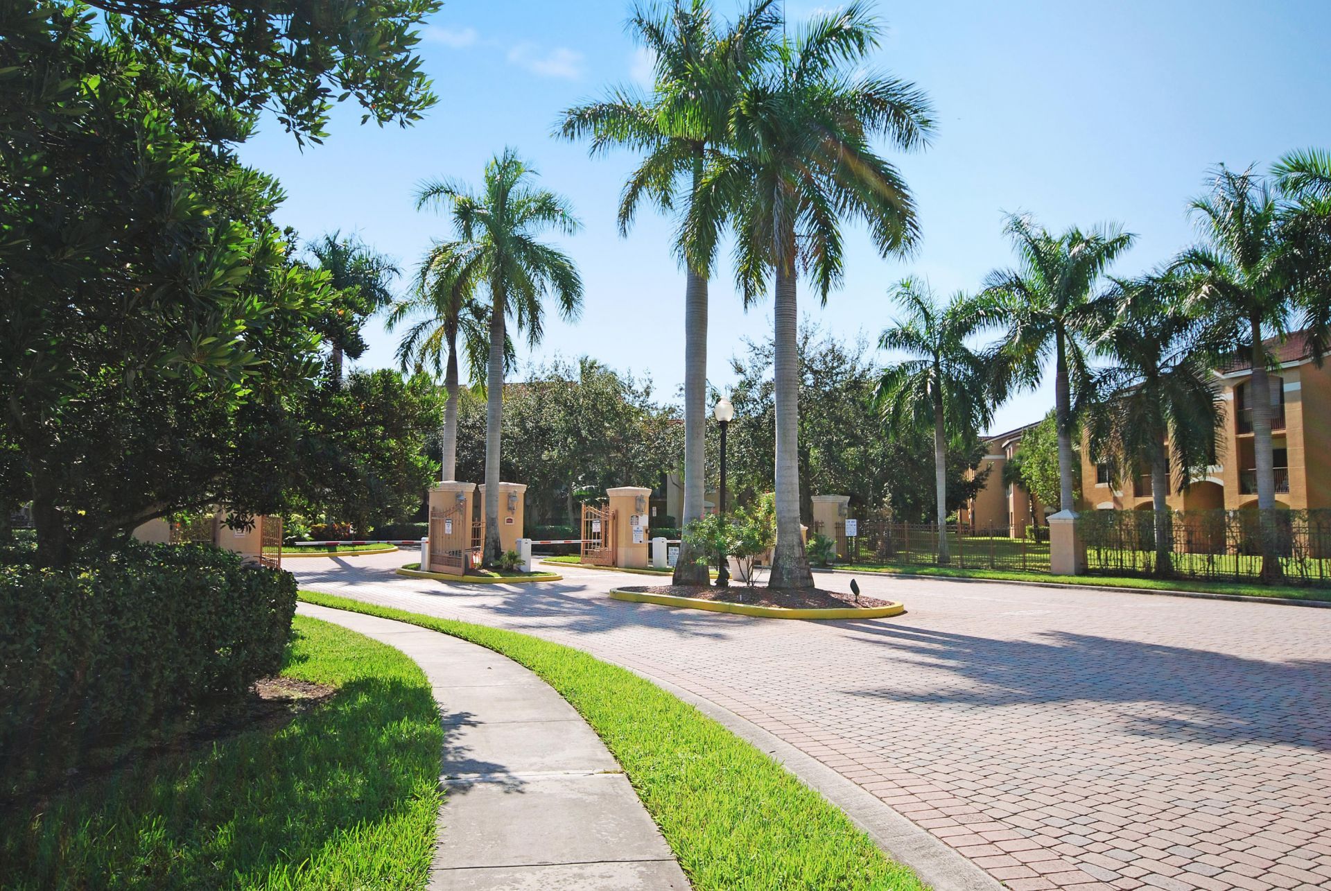 4180 San Marino Boulevard, Unit 301, West Palm Beach, FL 33409 Photo