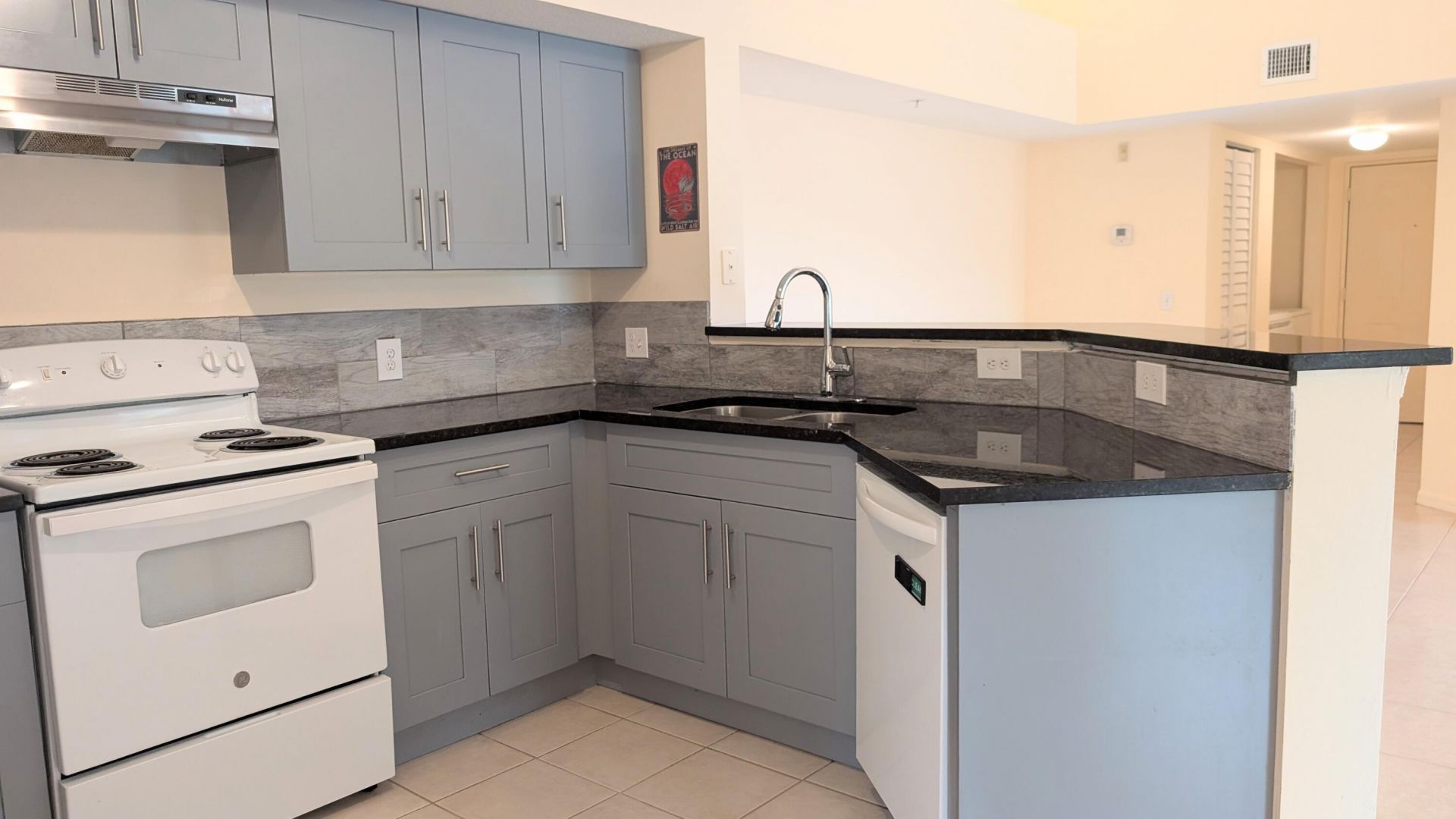 4180 San Marino Boulevard, Unit 301, West Palm Beach, FL 33409 Photo