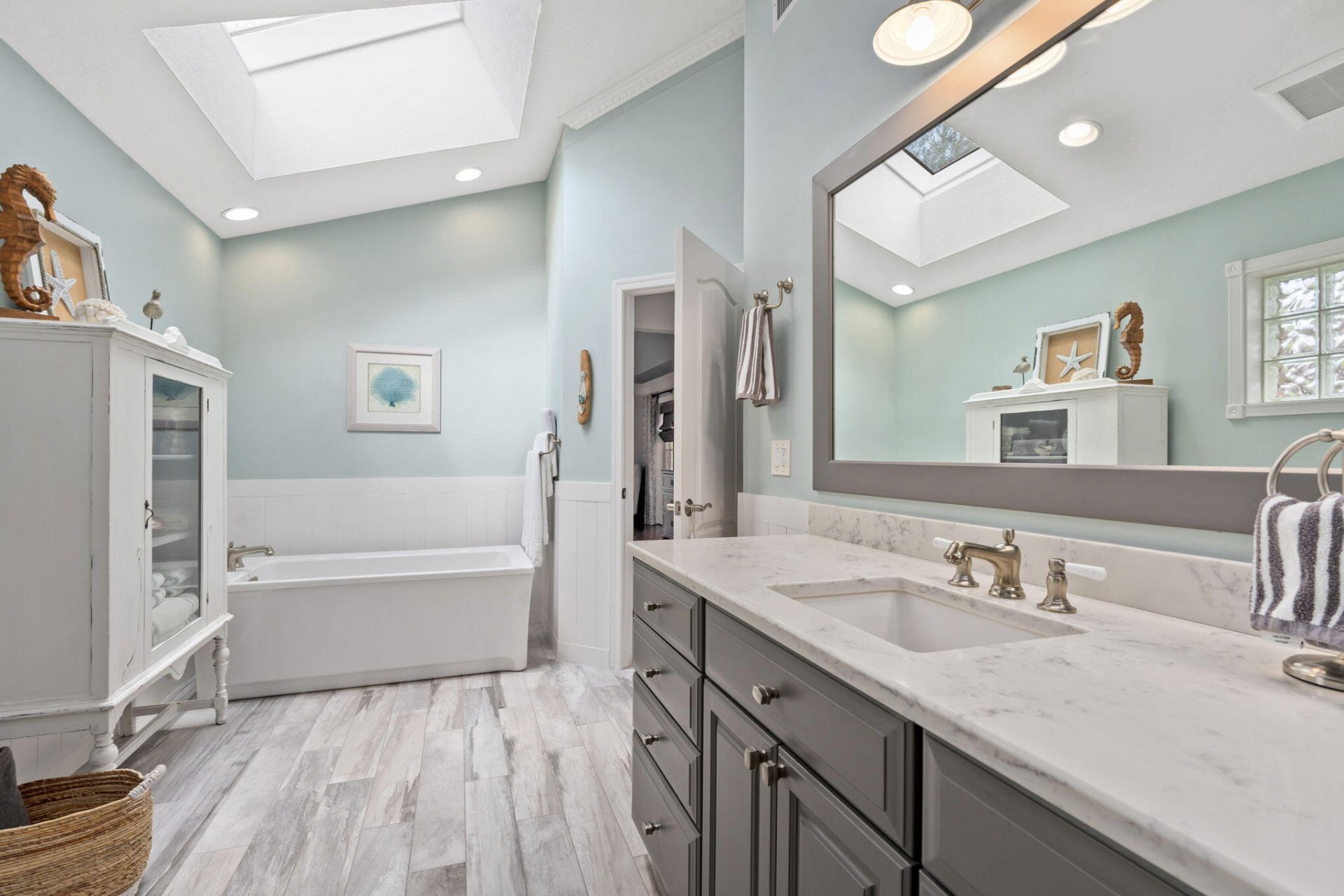 755 NE Stokes Terrace, Jensen Beach, FL 34957 Photo