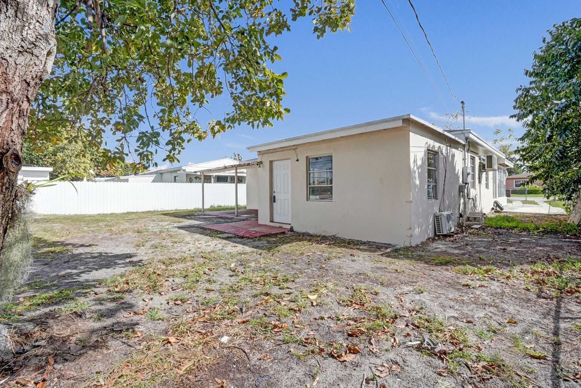 251 E 57th Street, Hialeah, FL 33013 Photo