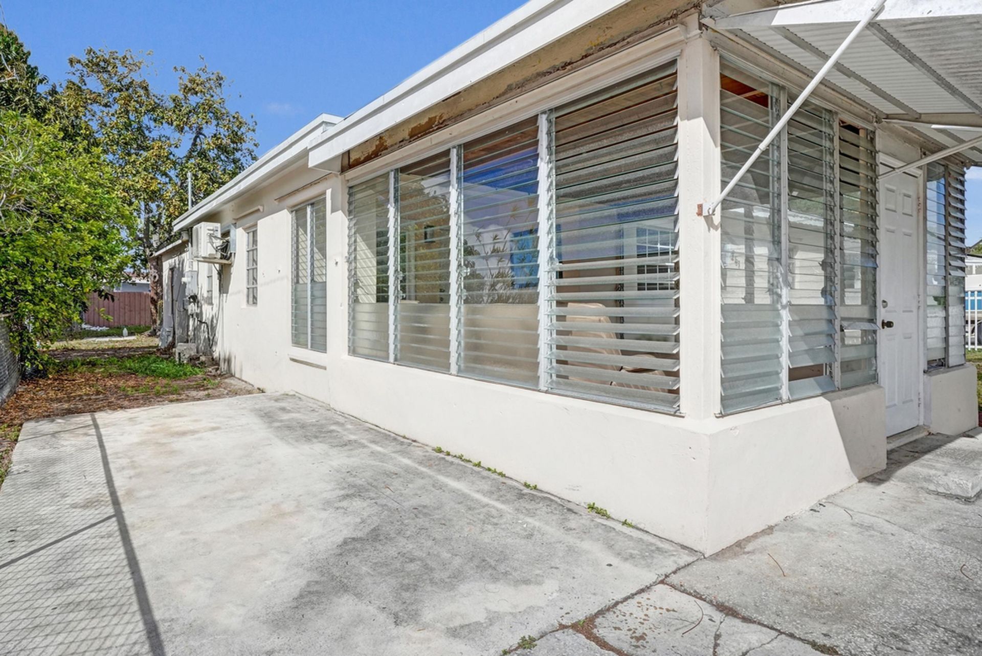 251 E 57th Street, Hialeah, FL 33013 Photo