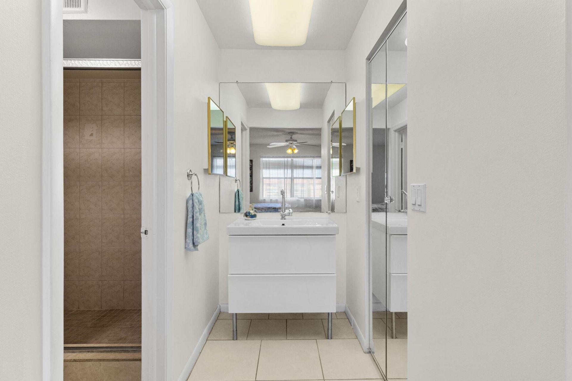 9861 Sunrise Lakes Boulevard, Unit 301, Sunrise, FL 33322 Photo