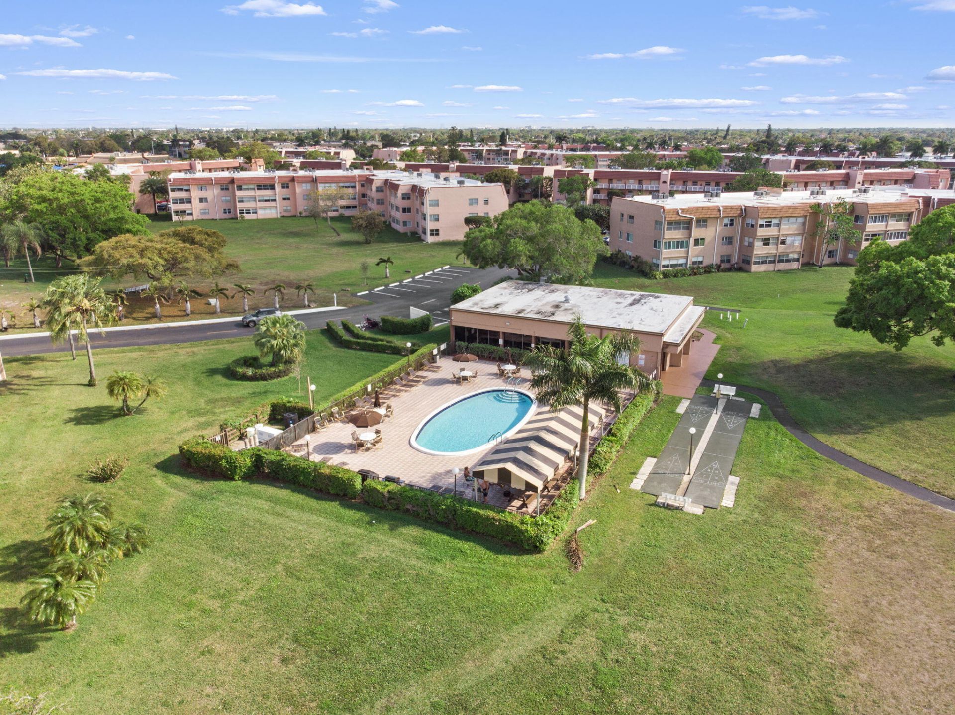 9861 Sunrise Lakes Boulevard, Unit 301, Sunrise, FL 33322 Photo