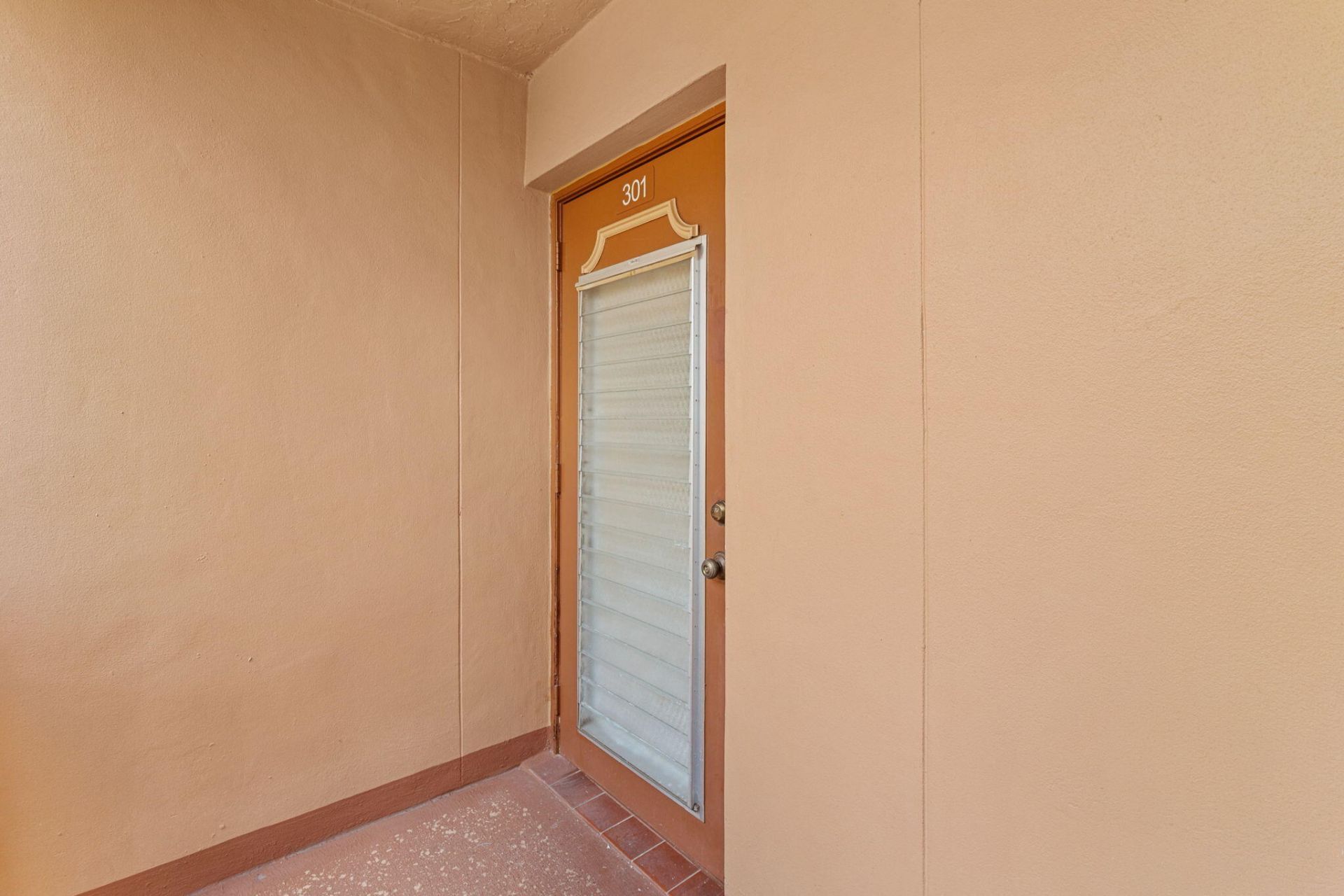 9861 Sunrise Lakes Boulevard, Unit 301, Sunrise, FL 33322 Photo