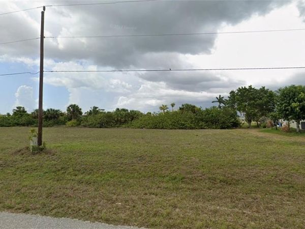 2036 NE 17th TER, CAPE CORAL, FL 33909