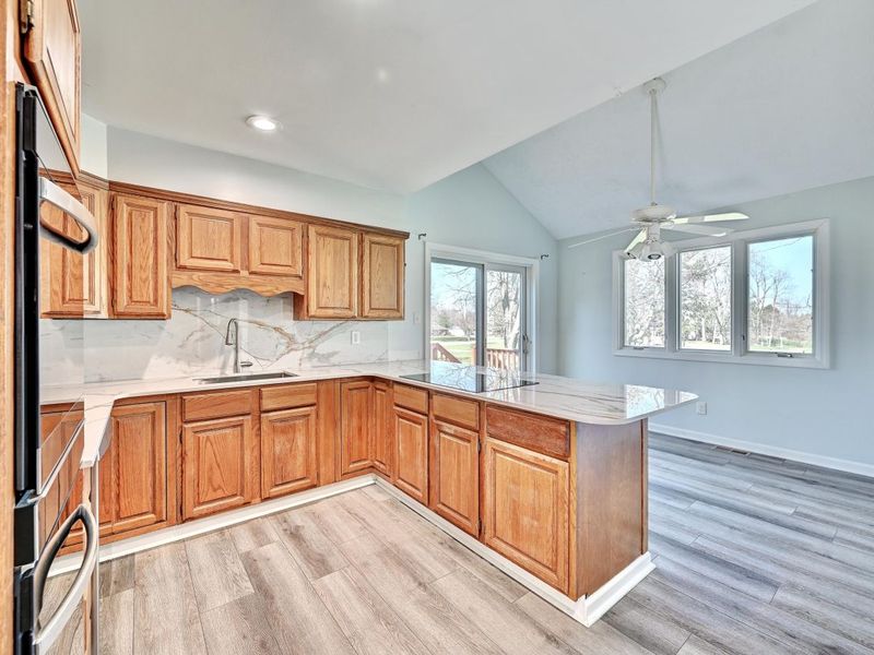 8657 Valleyview Drive, Florence, KY 41042 Photo 16