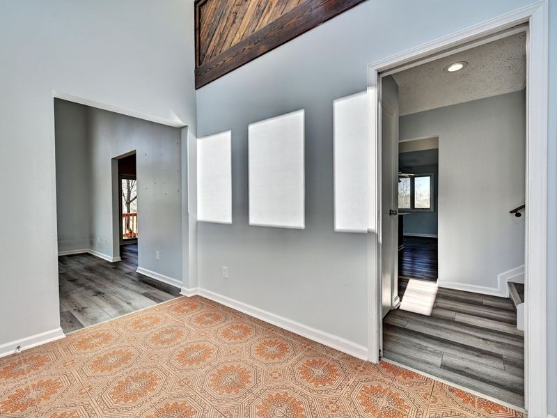 8657 Valleyview Drive, Florence, KY 41042 Photo 8