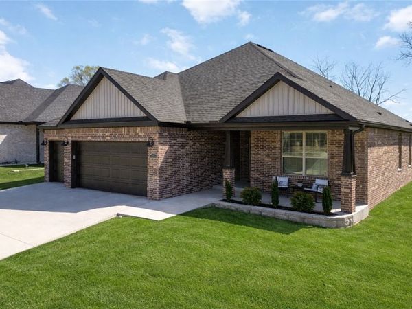 721 Harbison Street, Bentonville, AR 72713