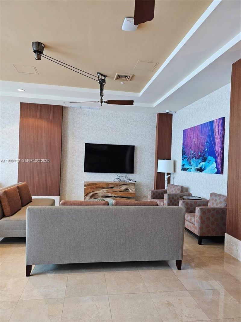 1945 S Ocean Dr , Unit 807, Hallandale Beach, FL 33009 Photo