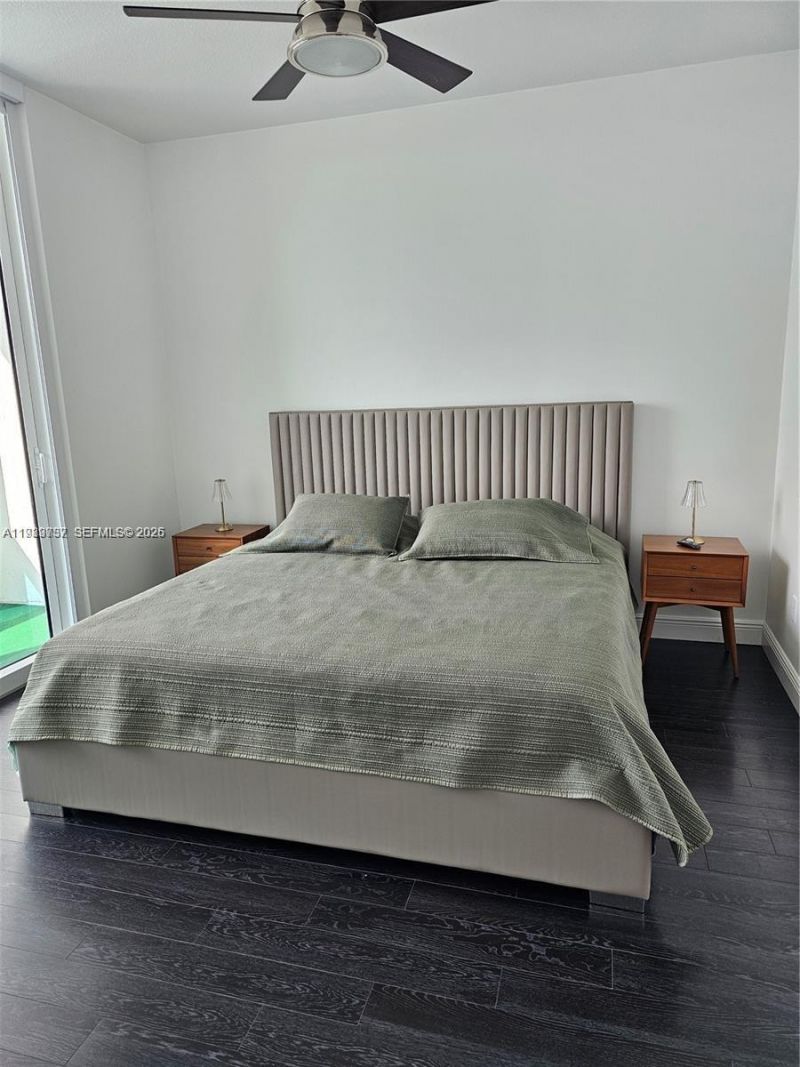 1945 S Ocean Dr , Unit 807, Hallandale Beach, FL 33009 Photo