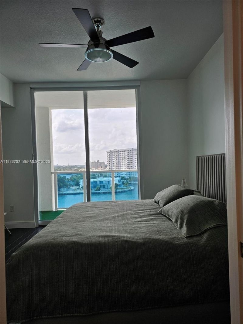 1945 S Ocean Dr , Unit 807, Hallandale Beach, FL 33009 Photo