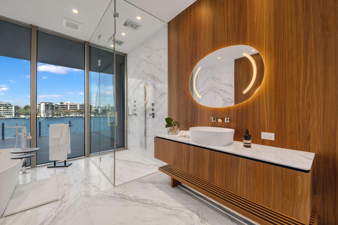 5 Grove Isle Dr, Unit L205, Miami, FL 33133 Photo