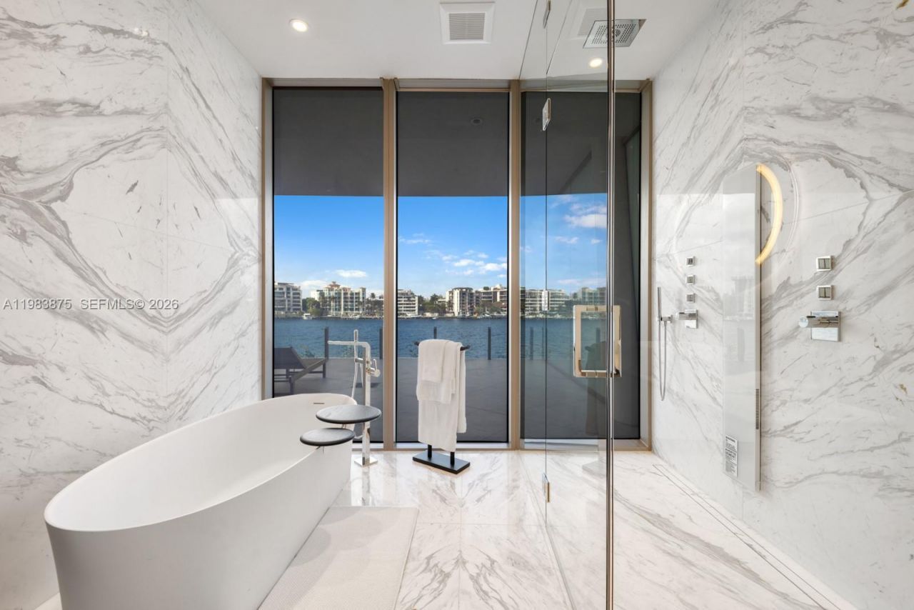 5 Grove Isle Dr, Unit L205, Miami, FL 33133 Photo