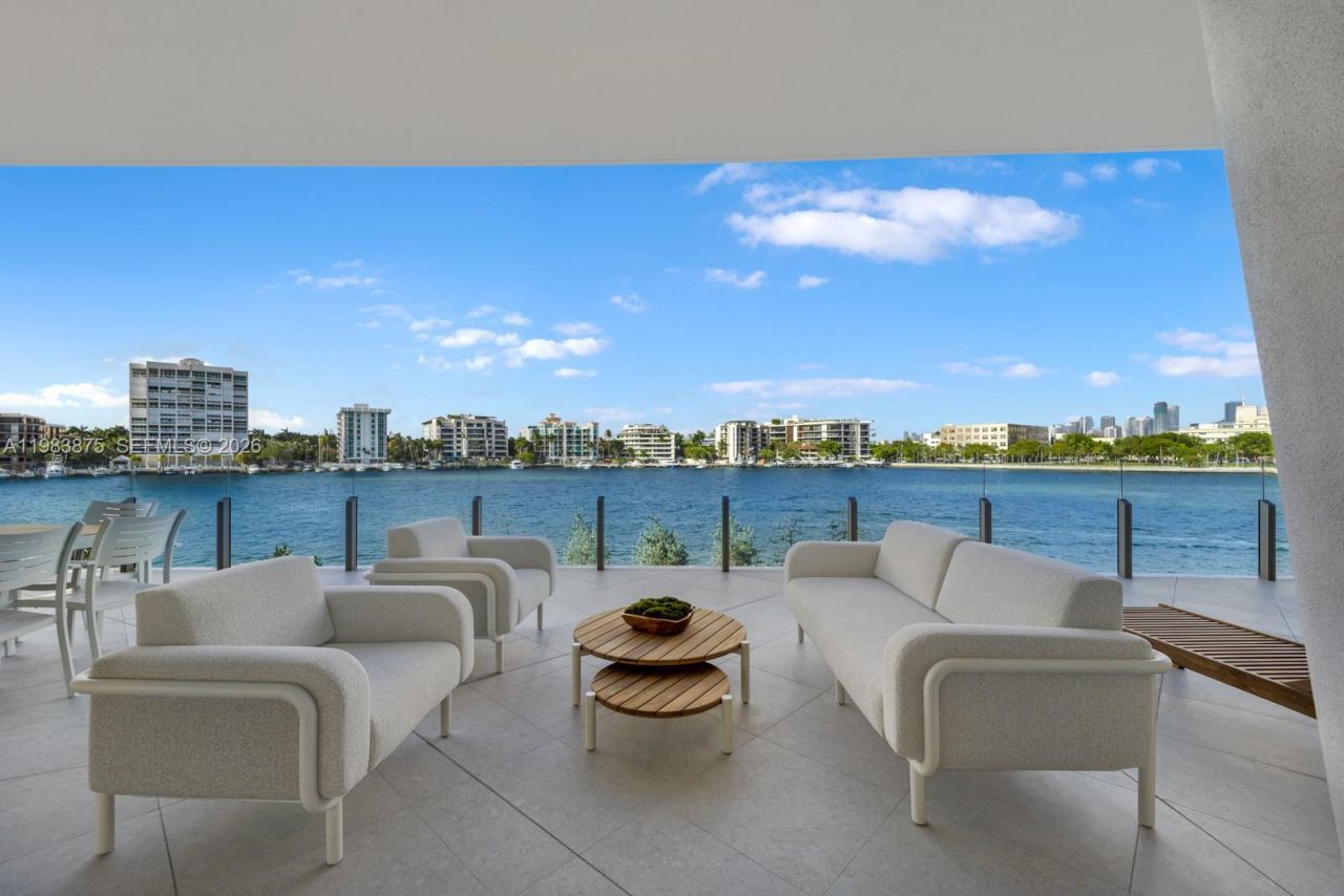 5 Grove Isle Dr, Unit L205, Miami, FL 33133 Photo