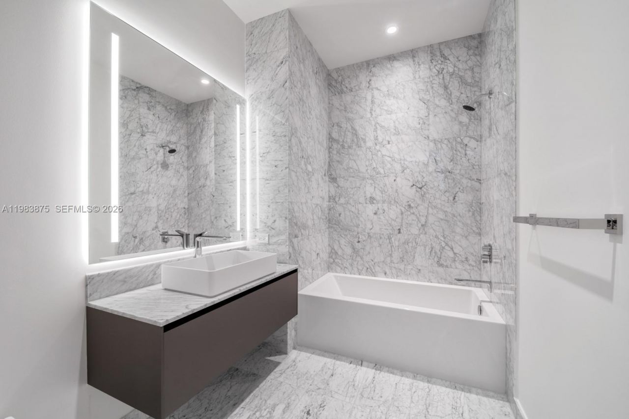 5 Grove Isle Dr, Unit L205, Miami, FL 33133 Photo