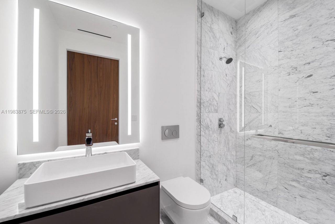 5 Grove Isle Dr, Unit L205, Miami, FL 33133 Photo