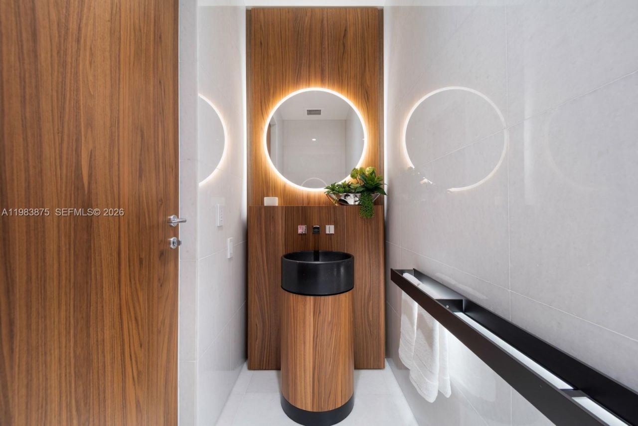 5 Grove Isle Dr, Unit L205, Miami, FL 33133 Photo