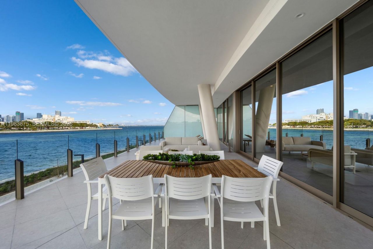 5 Grove Isle Dr, Unit L205, Miami, FL 33133 Photo