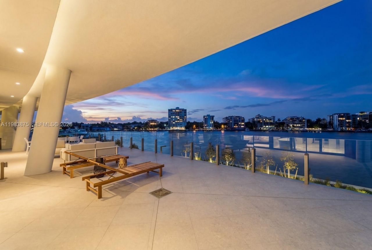 5 Grove Isle Dr, Unit L205, Miami, FL 33133 Photo