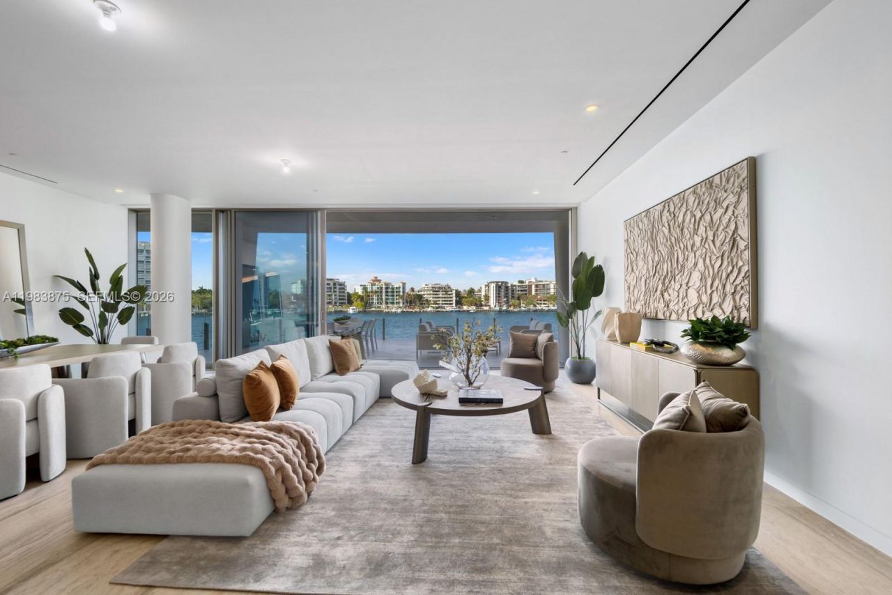 5 Grove Isle Dr, Unit L205, Miami, FL 33133 Photo