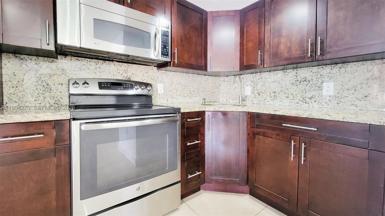 5320 W 26th Ave , Unit 108, Hialeah, FL 33016 Photo