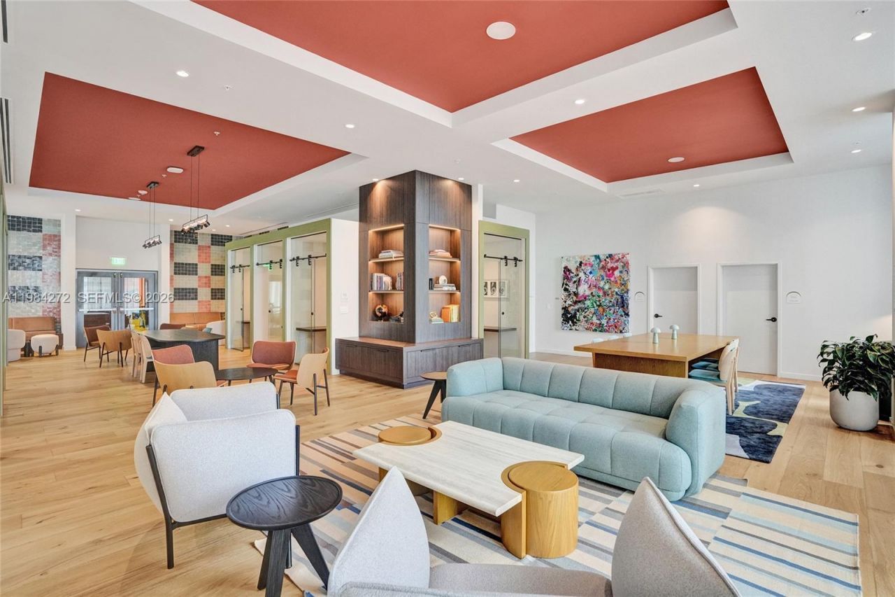 11 NE 6th , Unit 1403, Miami, FL 33132 Photo