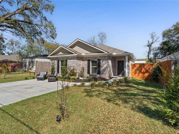 556 Shady Oak Drive, Mobile, AL 36608