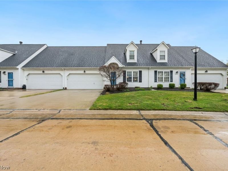 37608 Sturbridge Lane, Willoughby, OH 44094 Photo 3