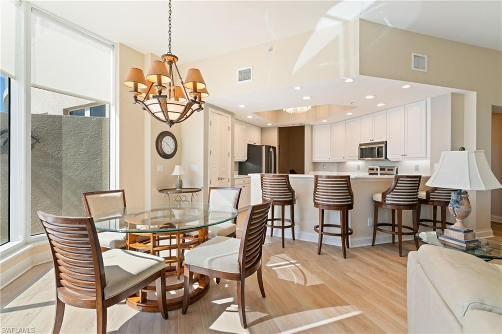 4137 Bay Beach Ln, Unit 525, Fort Myers Beach, FL 33931 Photo
