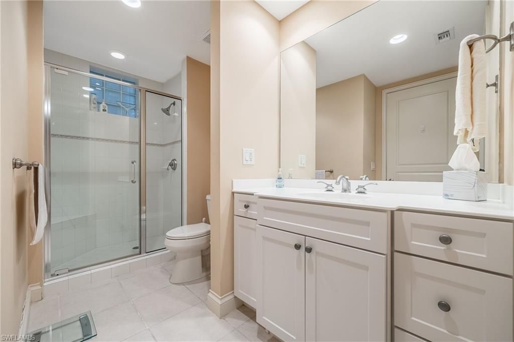 4137 Bay Beach Ln, Unit 525, Fort Myers Beach, FL 33931 Photo