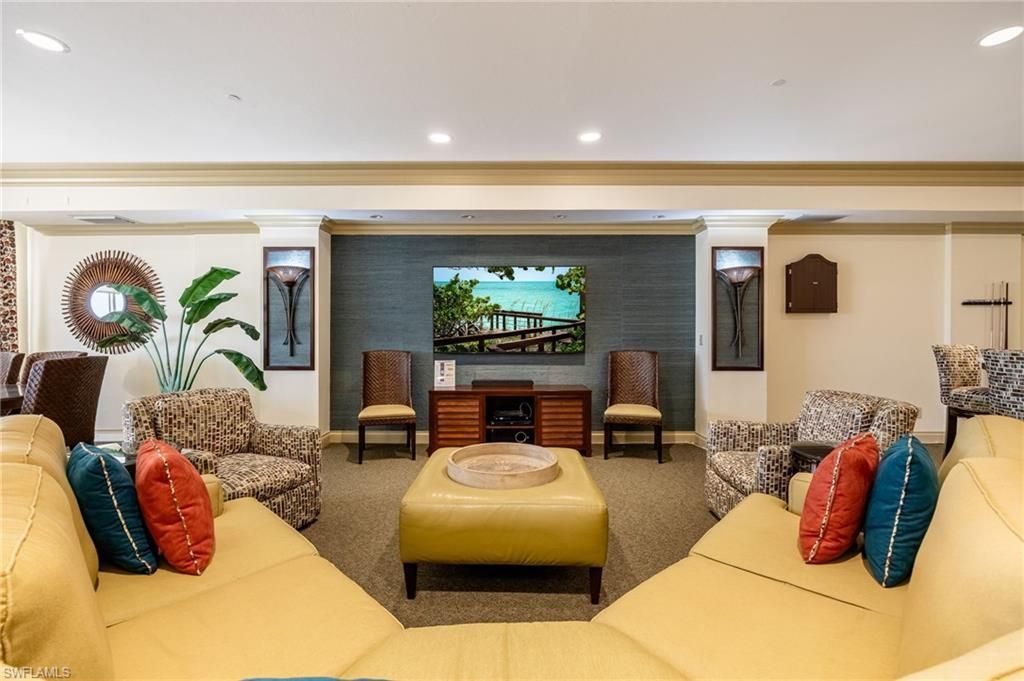 4137 Bay Beach Ln, Unit 525, Fort Myers Beach, FL 33931 Photo