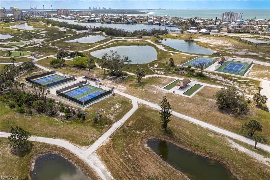 4137 Bay Beach Ln, Unit 525, Fort Myers Beach, FL 33931 Photo