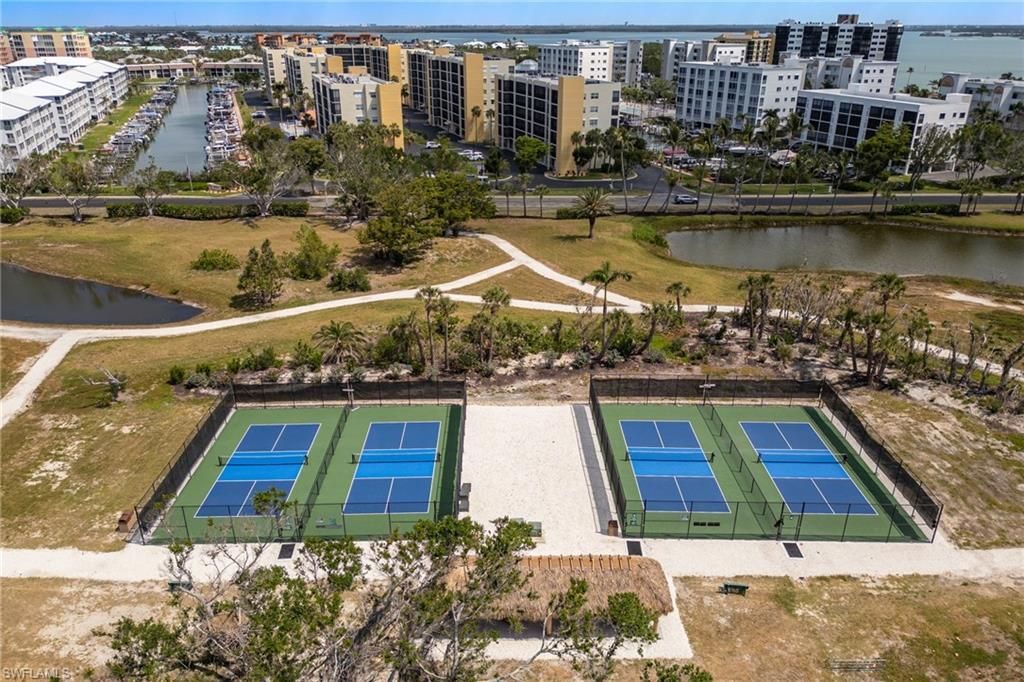 4137 Bay Beach Ln, Unit 525, Fort Myers Beach, FL 33931 Photo