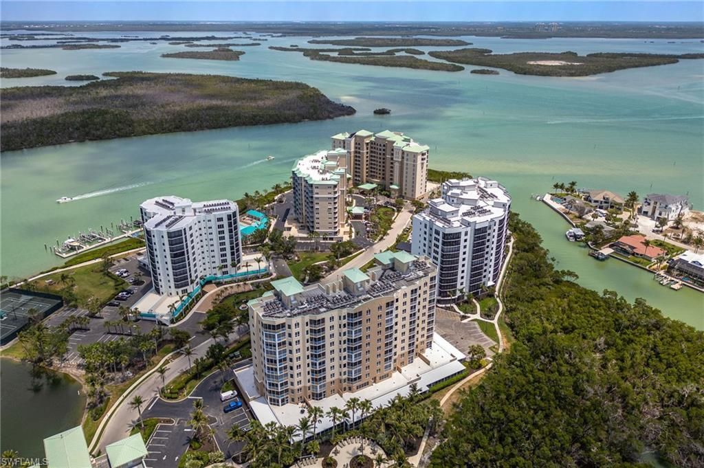 4137 Bay Beach Ln, Unit 525, Fort Myers Beach, FL 33931 Photo