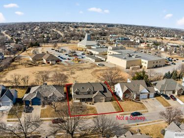 5512 S 166 Street , Omaha, NE 68135