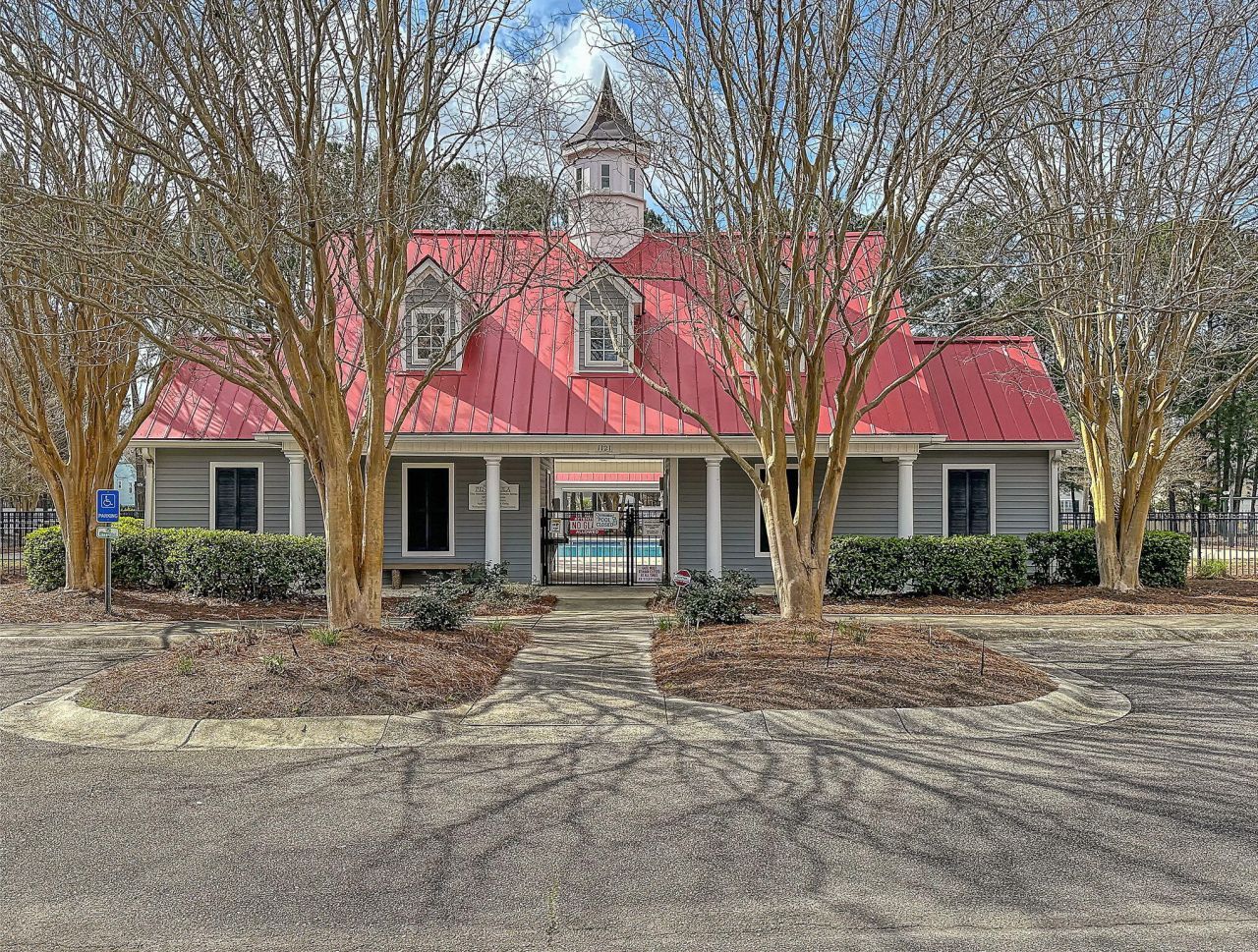 1315 Island Club Drive Photo 17