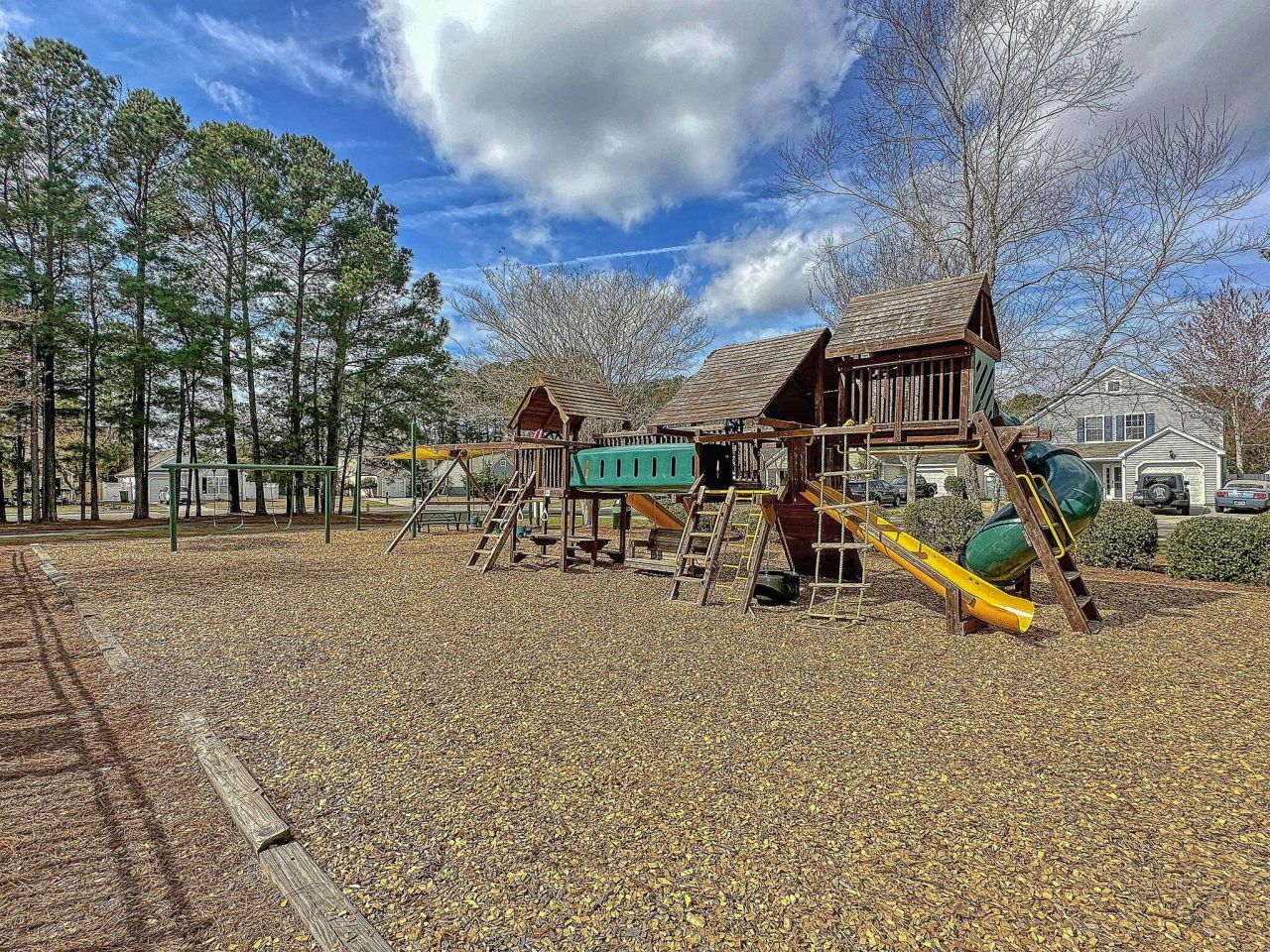 1315 Island Club Drive Photo 20