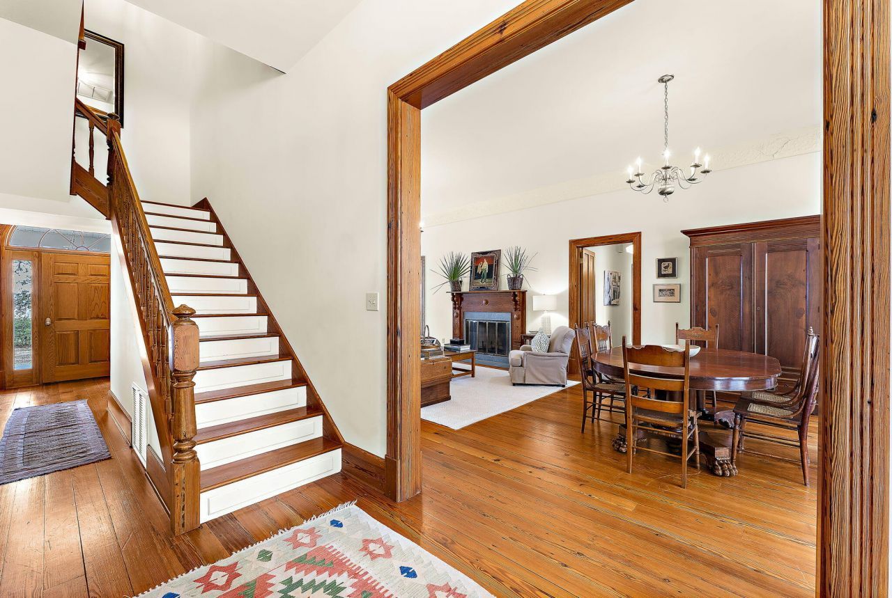 8340 Crooked Creek Lane Photo 14