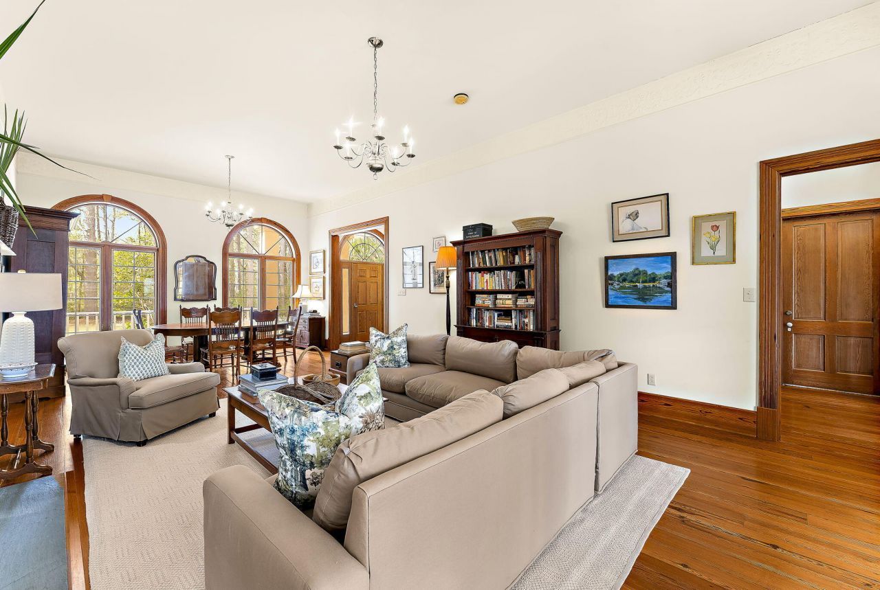 8340 Crooked Creek Lane Photo 27