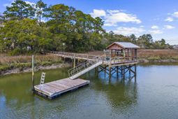 8340 Crooked Creek Lane photo 4