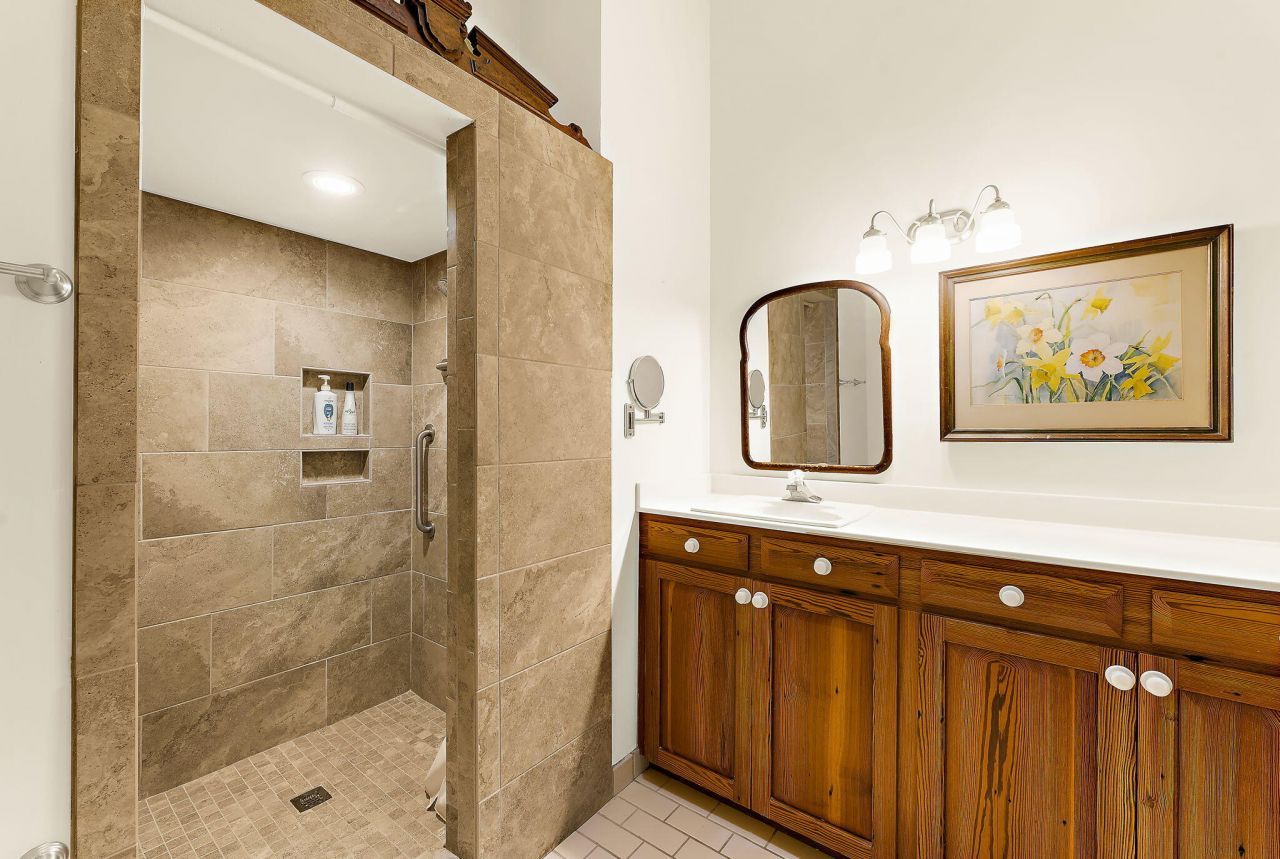 8340 Crooked Creek Lane Photo 45