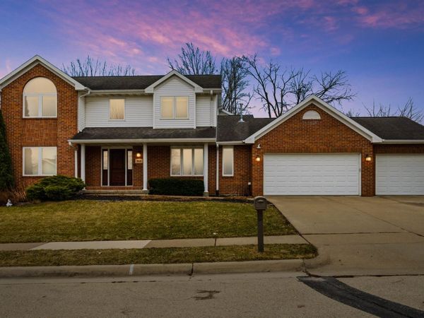 968 Barbaralee Drive, Dubuque, IA 52003