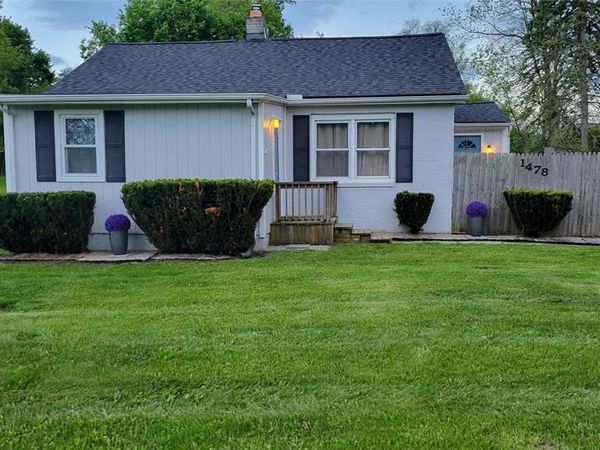 1478 Vinewood Street, Auburn Hills, MI 48326