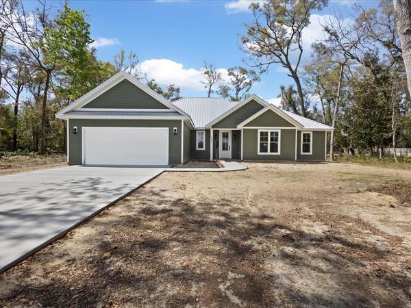 9097 Katherine Way, Fanning Springs, FL 32693