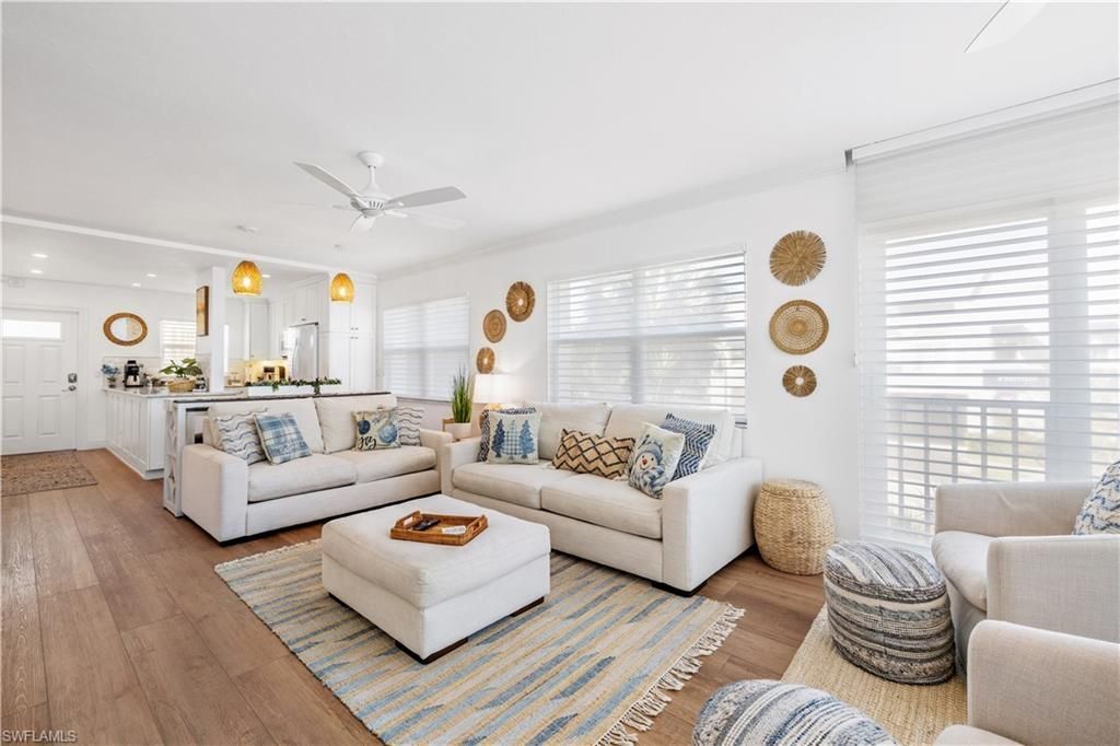 404 Broad Ave S, Unit H404, Naples, FL 34102 Photo