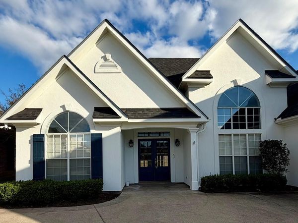 9 Steamboat Bnd Bend , New Iberia, LA 70563