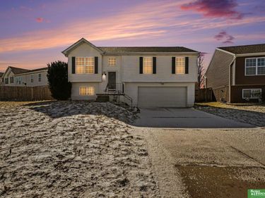 5855 S Hws Cleveland Boulevard , Omaha, NE 68135